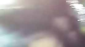Video amador Gatinha engolindo o pau do namorado no camarote Caiu na net