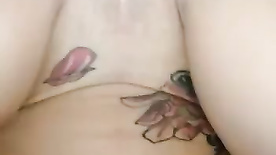 Novinha carioca levando pica no cu e sendo masturbada no sexo