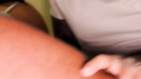 Luana Kazaki levando uma gozada dentro do cu na frente do marido