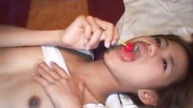 Atriz Porno Thai Girl Tia Transando Levando Gozada Na Cara