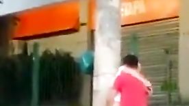 Homem Pega no Flagra Casal Dando Uma Trepada no Meio da Rua Frei Caneca em São Paulo