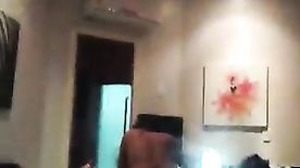 Vídeo porno amador Vadias transando no mesmo quarto com seus namoradinho