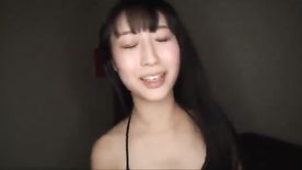 Vídeo porno oriental com japonesa novinha gostosa