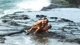 Sexo amador video gratis fazendo suruba na praia
