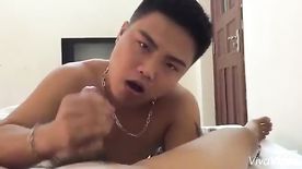 Amador porno gay  Safadão chupando cacete do seu namoradinha morrendo de tesão