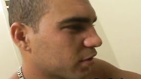 Video porno gay nacional   Metendo a rola no cuzinho do priminho gay