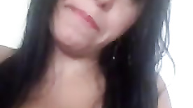 Tenho bucetinha limpinha cheirosa me cuido adoro sexo oral