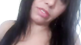 Tenho bucetinha limpinha cheirosa me cuido adoro sexo oral