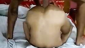 Video gay brasil novinho levando pica no cu apertado