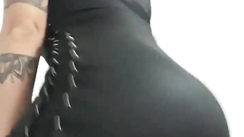 Ruiva delicia mostrando sua vulva bronzeadinha