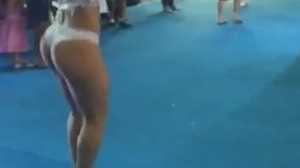 Brazilian Milf shakes booty and dances in her underwear