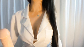 Sexy Latina RolePlay Medica fazendo sexo oral ate esporrar na lábios JOI