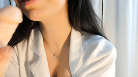 Sexy Latina RolePlay Medica fazendo sexo oral ate esporrar na lábios JOI