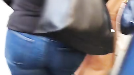 Pawg Blue Jeans London tourist (Candid)