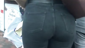 Tight Jeans 21