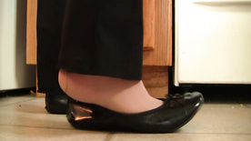 Caroline black flats kitchen noise shoeplay PREVIEW