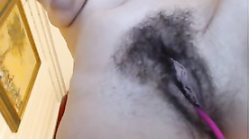 Hairy Slut Squirts