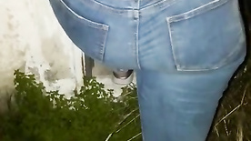 Big ass recorded while hiking