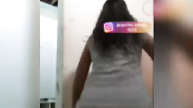 Novinha dancando bigo live