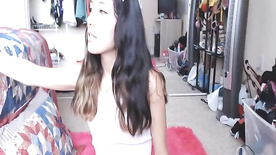 Petite Asian Babe On Her Gorgeous Webcam Performance