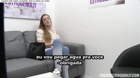 Videos de sexo com essa vadia engolindo o pau do macho safado no porno quente