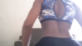 Videos mais sensual dessa linda mulher rebolando a bunda bem safada