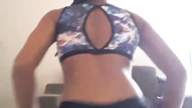 Videos mais sensual dessa linda mulher rebolando a bunda bem safada