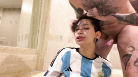 Argentina novinha nua rebolando no cacete gostoso do namorado