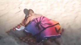 Flagrante de sexo na praia casal fodendo gostoso na praia durante o dia