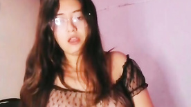 Novinha safada se masturbando na webcam