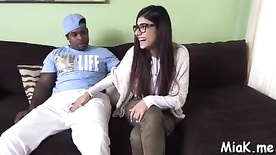 porno mia khalifa dando o cu pro negro dotado safado