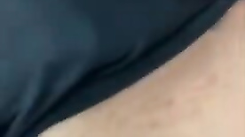 Hanna Miller pelada e masturbando a xoxota raspadinha