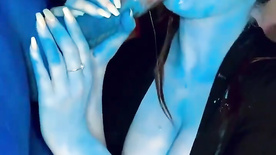 Cena cortada do filme Avatar mostra protagonista pagando um boquete