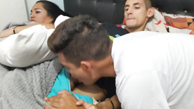 Gay safado chupando o seu cunhado do pau gigante