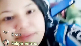 Novinhas gremistas vendo safado gozar na Live