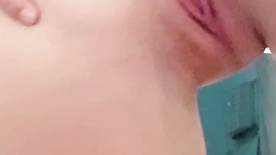 Maria Leite pelada mostrando sua buceta rosa e rebolando bem safada
