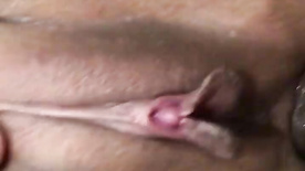Vídeo de sexo anal com o safado comendo o cu da morena