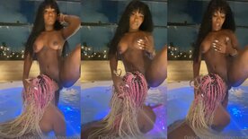 Sexo lésbico Afro Gaybe sendo chupada pelada amiga lésbica na piscina