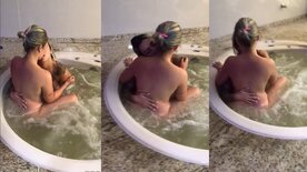 Putaria lésbica Paulla Naianna beijos e amassos com amiga na banheira de hidromassagem