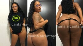 Maria Alcantara a novinha peituda rebolando pelada para os seguidores