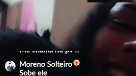 Trans gostosa vendo rola na Live