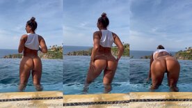 Deusa Natalia Garibotto rebolando rabo com micro biquini na piscina