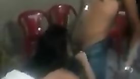Caiu na net vídeo da puta dançando forro pelada e pagando boquete