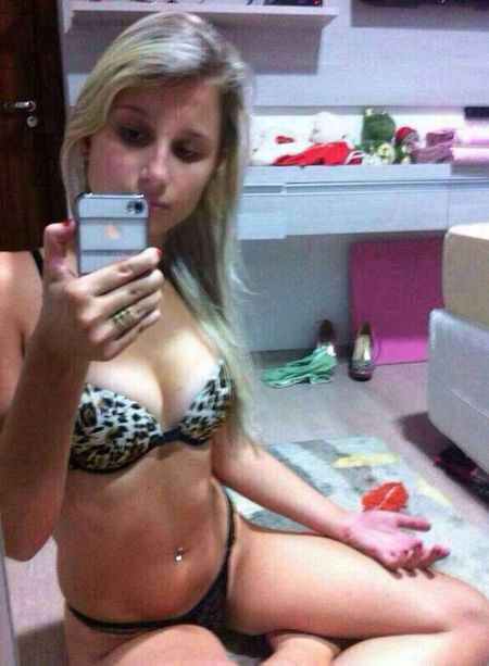 Gabriela Loirinha Top Ninfeta Caiu na Net Fotos Caseiras